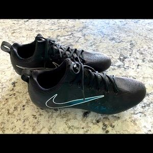 Men’s Nike Vapor Untouchable Pro Football Cleats